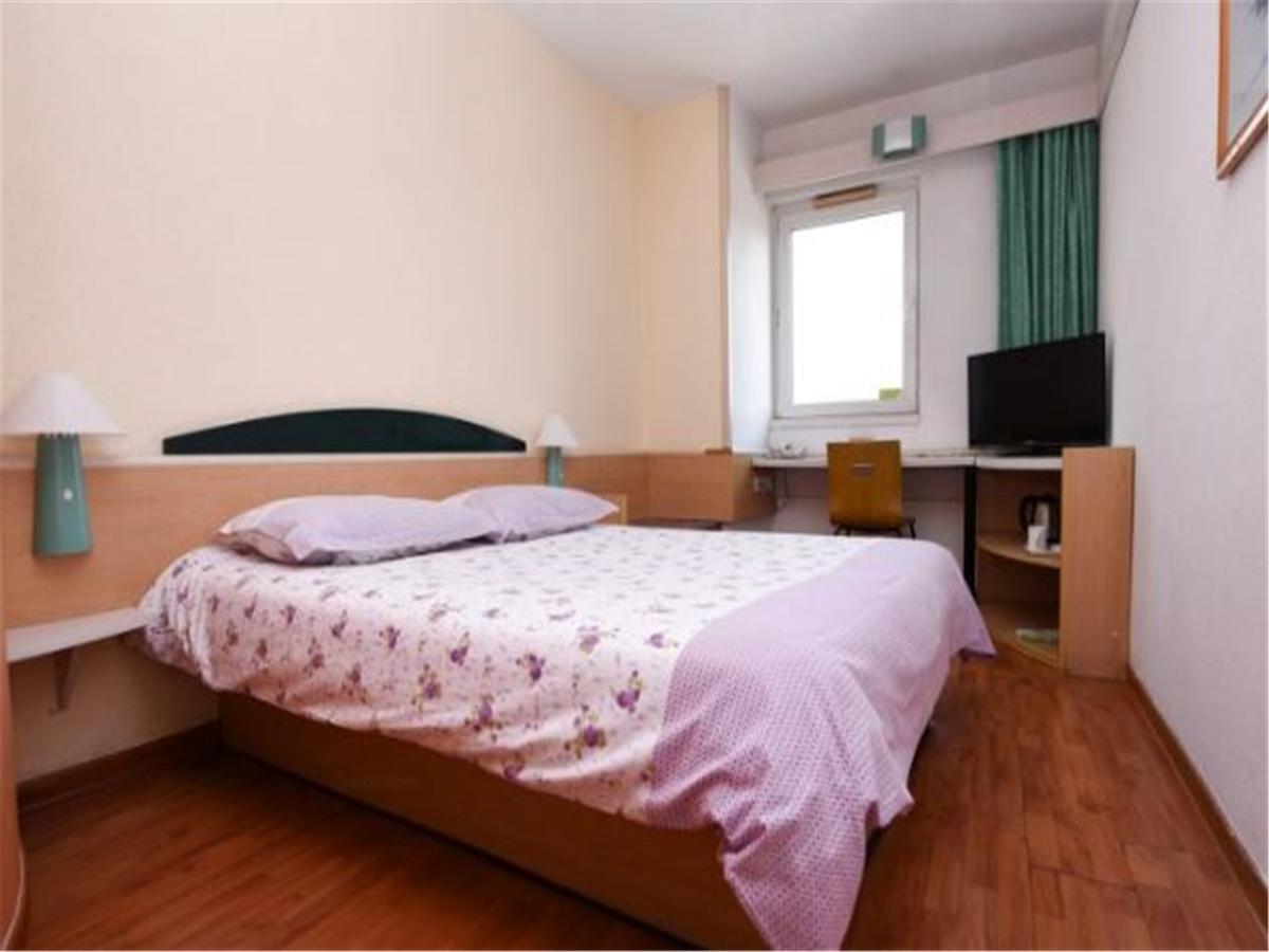 Motel Qingdao Jiaonan Renmin Road Business Street Exteriör bild